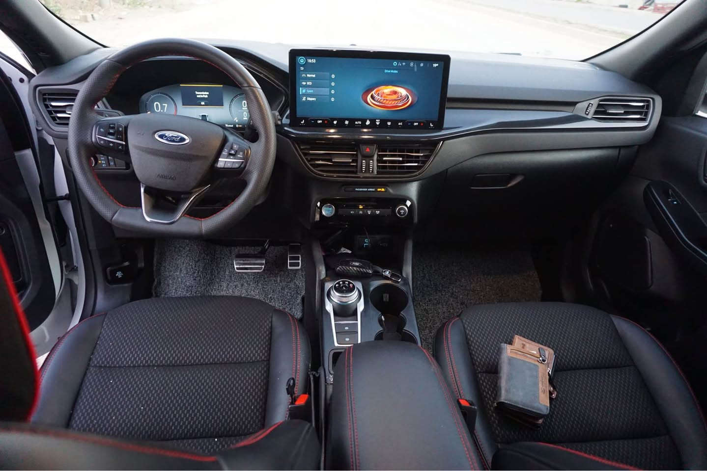 چوار پستن مرغووب
:::writing{variant=“social_post” id=“58421”}
🚘 Ford Escape ST-Line Select 2023 🤍
Korek tel /***********
ئەم جوانە هێشتا لە هەنگاوی یەکەمدا سەرنج ڕادەکێشێت. دیزاینێکی وەرزشی، مۆدێرن و تاوانە، لەگەڵ کارایی و ئارامی لە شۆفێرکردندا.

✅ مۆدێل: 2023
✅ ST-Line Select
✅ AWD (چەرخی چوارە)
✅ مۆتۆری 2.0L EcoBoost
✅ گیربۆک ئۆتۆماتیک
✅ Run & Drive
What is up ***********
ئەگەر بەدوای Ford Escape ـێکی جوان و بەرز لە ڕووی موواسەفاتەوە دەگەڕێیت، ئەمە هەڵبژاردەیەکی زۆر باشە.

📩 بۆ زانیاری زیاتر یان نرخ، نامەم بۆ بنێرە رانية, السليمانية
