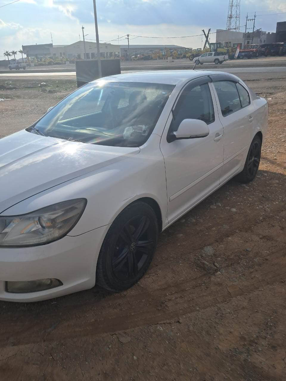 سكوده ٢٠١٣ بيلاد سپى فول به س سلايت نيه بى سبوغ بى ليدان  نمونه له جوانى گير  توماتيك مه كينه بيلادى سه نوى نويه هه زه شى نويه  هه مو شت به شه رت *********** أربيل, العراق
