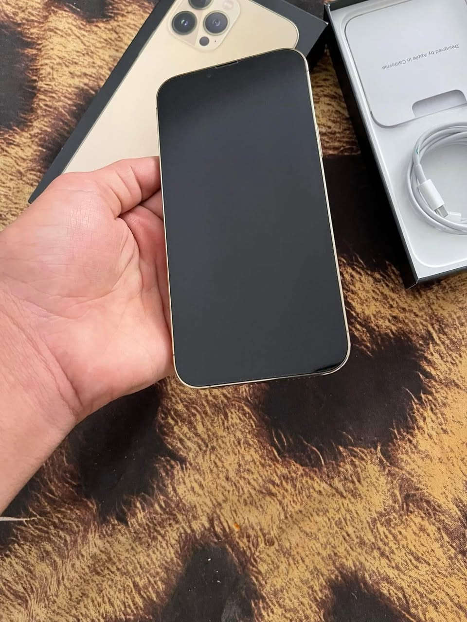 👀آيفون 13 برو ماكس لون ذهبي ||

😎ذاكره ٢٥٦ بطاريه ٩٦ وتر بروڤ مكفول….انطي بي ضمان سنه. إذا مفتوح وإذا معله بطاريه

✌️تفحص وين ميعجبك شرط فحص حاسبه …. 

💁الكارتونه مطابقه فقط شاحنه اصليه ويا👌….

مكاني النجف الأشرف قضاء المشخاب سعره ٨٠٠ وشويه بي مجال التليفون أمريكي
