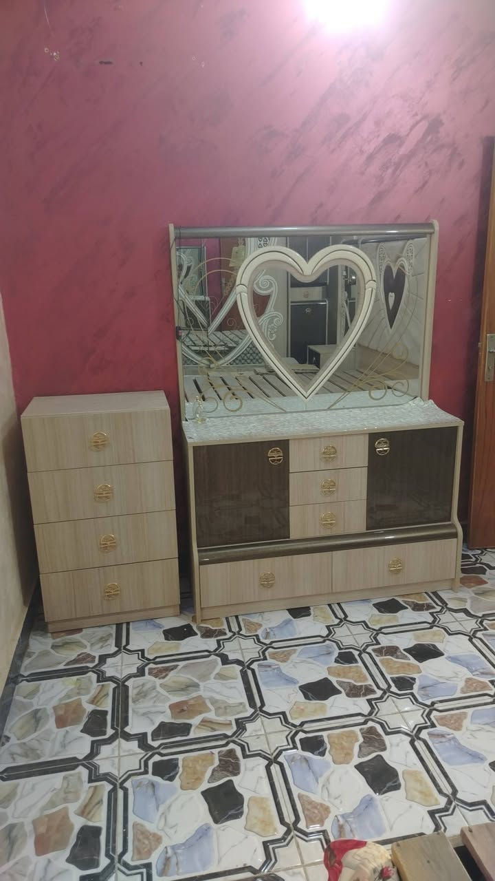 غرفه تركيه للبيع  بمليون وميتين وبيه مجال


**إذا كنت صاحب هذا الإعلان وتريد حذفه لأي سبب، رجاءا أرسل رسالة إلى الدعم الفني**