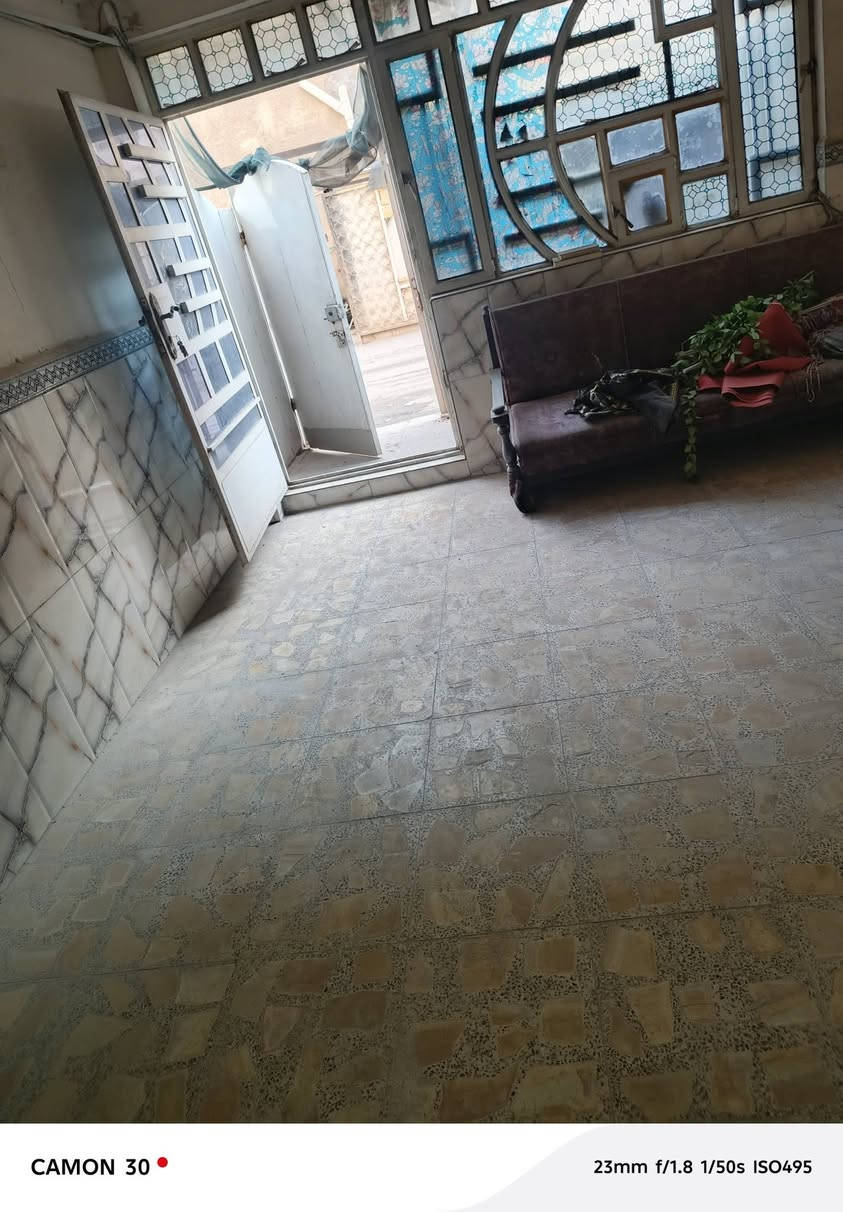 يالله يارزاق

🚨دار للايجار 🚨

مساحه ٦٠ متر واجهه ٤
البيت يحتوي على طرمه صغيره
صاله مطبخ خدمات منور غرفه نوم
الطابق الثاني يحتوي على ٢نوم خدمات

العنوان النفط المشتل
للاستفسار الاتصال
***********
وتساب خاص
