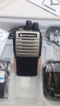 موتورولا جي بي ١٠٠٠ • جديد • زوج متوفر