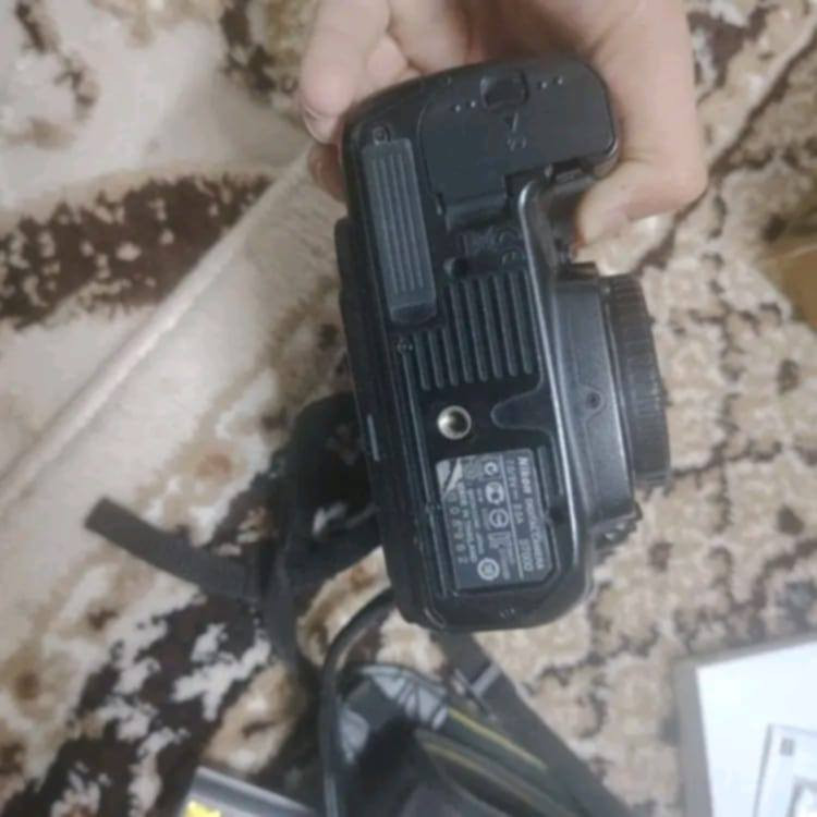 كامره نيكون 7000D (نضافة 99%) فول مع كامل ملحقات #للبيع 
استعمال شخصي  
ملحقاتها كامله:
- بدي
- وعدستها الاصليه 18 - 105
- بطاريه 1
- شاحنه
- حزام كتف
- جنطه
- جيلاتين لون اصفر 
- كرب 
- رام 16_32 كيكه
- كارتون الكامره مع كتلوك كامل  

ويوجد توصيل لجميع المحافضات العراق


**إذا كنت صاحب هذا الإعلان وتريد حذفه لأي سبب، رجاءا أرسل رسالة إلى الدعم الفني**