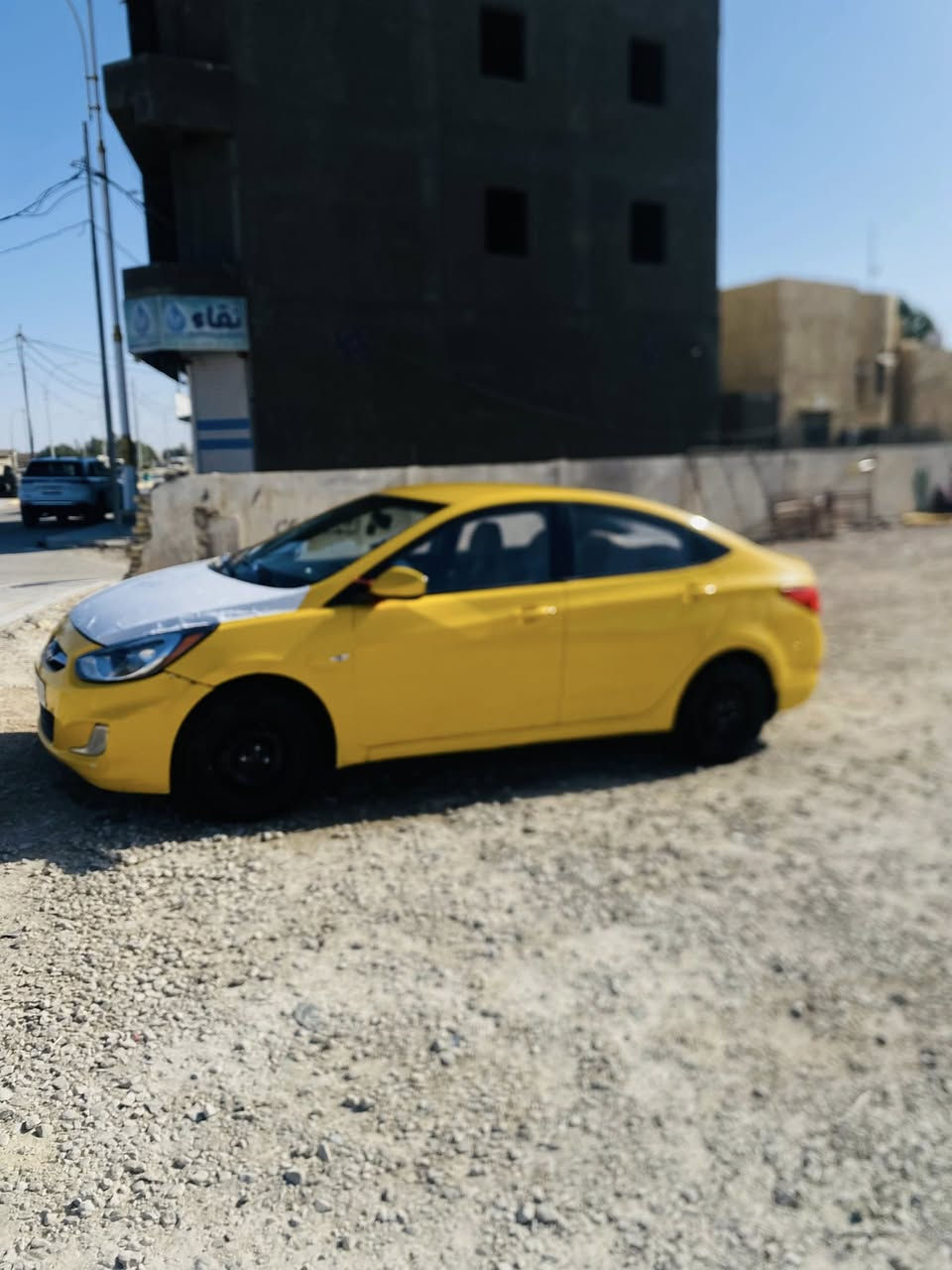 سلام عليكم سياره اكسنت مديل 2014خليجي محرك1400 كير6نمر مكينه خير من الله وكير شرط السياره بيها فقط بنيد مبدل مابيها ضربه عابره سنويه ل29 مصفره هيئه وغرامات رقمها مثنى  معروضه ب76 وبيها مجال ***********
