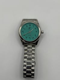 ساعات • للبيع