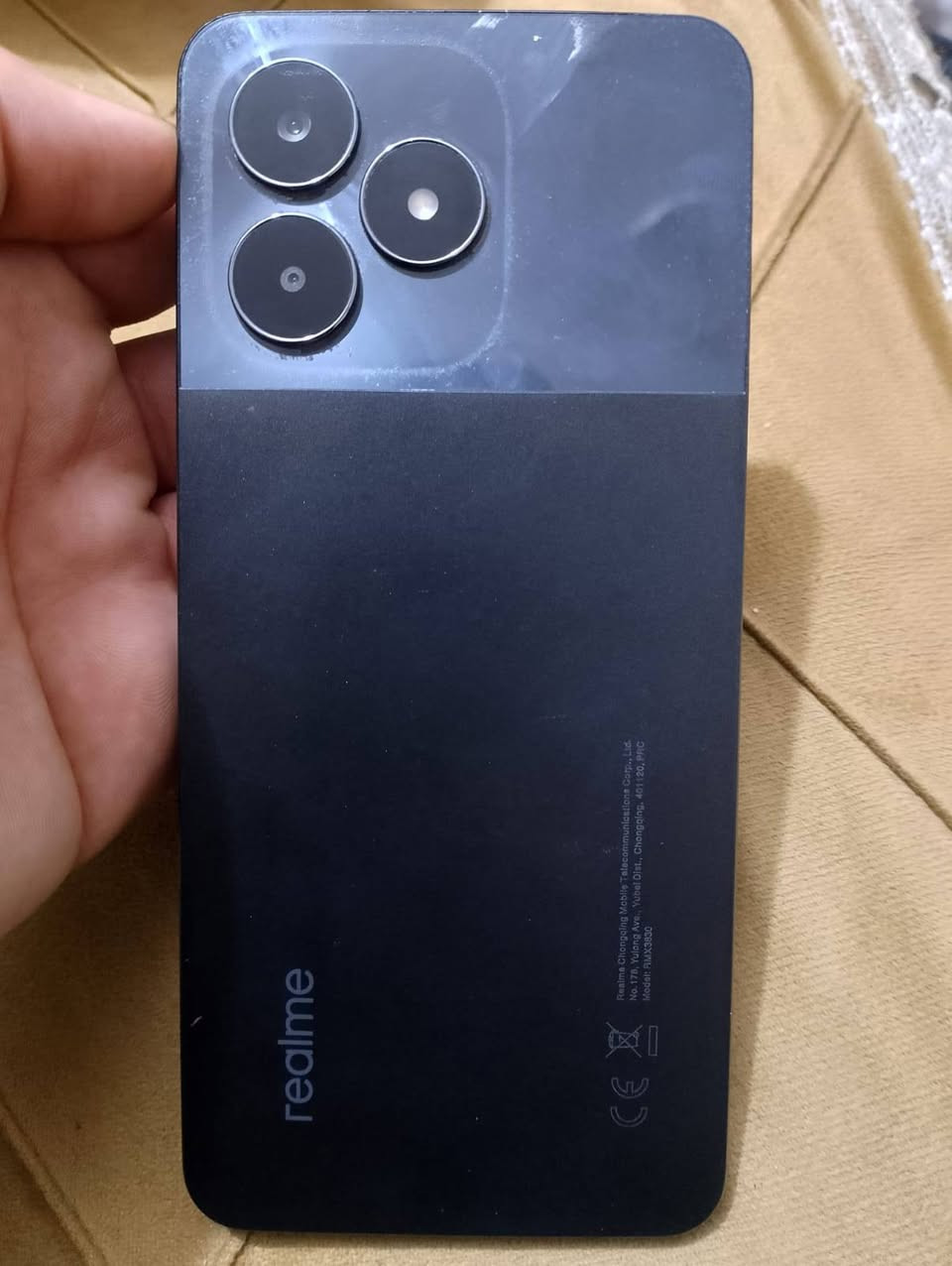 السلام عليكم 
للبيع  Realme. c51

ذاكرة 128 العشوائية 4 
جهاز والله اخو الجديد صارلي 3 اشهر جبته. اريد اشتري غير تليفون. 
التليفون امانة الله. نظيف كلش مال بيت بعد صوت عالي لمس سلس. كامرته حلوة 
جهاز خفيف الوزن مابي اي اشكال. تجي تفحصة وتاخذة بدون كارتونه الجهال شككوها وياها الگفر 
سعرة 85 وبي مجال حك الجية تدلل. 
واتساب ***********

