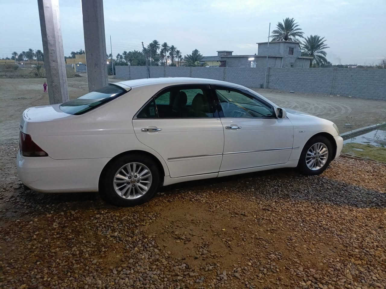 شاهين 2004 رقم انبار نكليزي
قرار 48 تحويل مباشر 

دكمتين 

شاصي 82 

داخل بيجي جديده 

كصتين

ستيرن كهربائي 

***********
