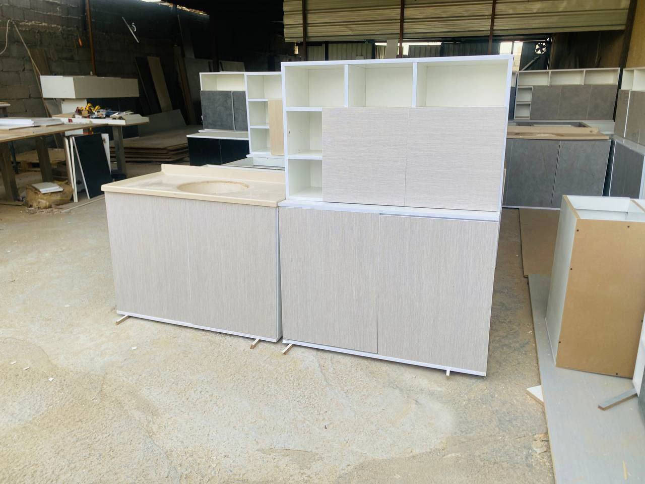 كاونتر mdf
قياس متر ارضي وملحق والسنك متر 

#السعر200 فقط   قابل للاضافات 🤍


**إذا كنت صاحب هذا الإعلان وتريد حذفه لأي سبب، رجاءا أرسل رسالة إلى الدعم الفني**