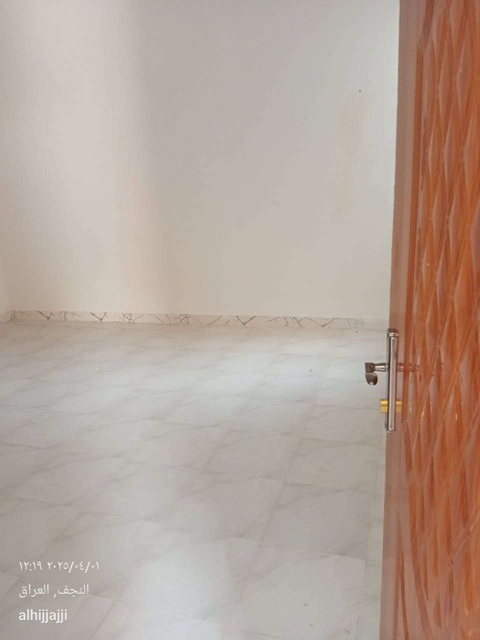 بيت زراعي للبيع 
50 متر طابق واحد بناء درجة اولى مال جناي منطقته مخدومة وناسها طيبين البيت جاهز للسكن وكامل من كلشي سخان خزان خط مولدة ماطور ماي سطح اشتايكر بناء البيت كله طابوق و اساس سقف كونكريت مسلح و جاهز من كلشي بياض سيراميك خلاطات مصابيح انارة و بسعر مناسب للمعلومات الاتصال على ***********
