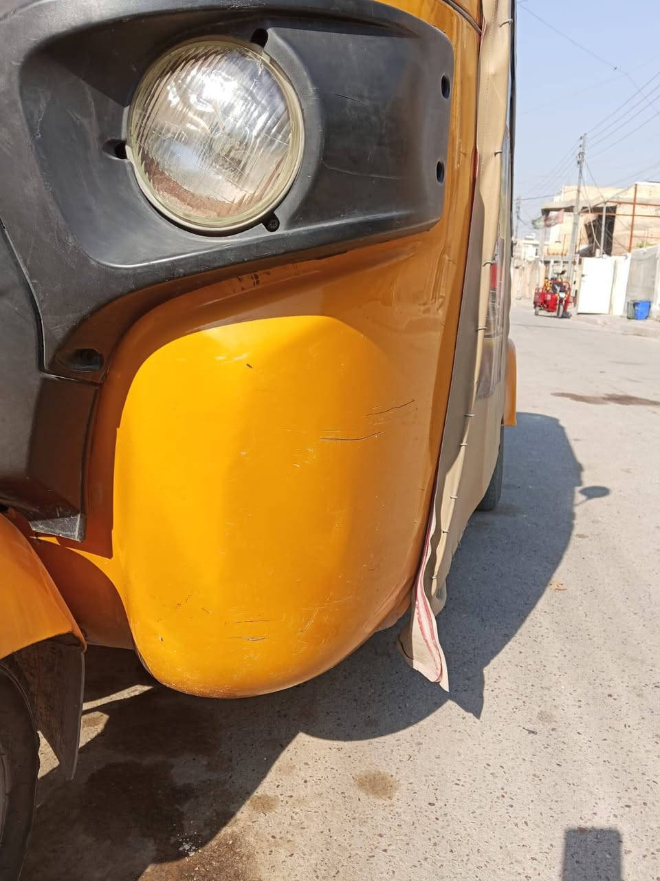 سلام عليكم شباب تكتك مديل ١٨ شهر ١٠ أوراق أوراق
تكتك خير من الله

معمر رباع من الخياس
تكتك بيها مكينه ١٩ مجفته تجفيت شركة جديد كير اكسن كفاله  تجي وشوف بعينك

تكتك شغاله وخير من الله
عنوان بغداد الحسينيه راشديه
سعر ٤ ملاين وبيها مجال   للشرايه
*********** رقم بيه واتساب
واني خادم
