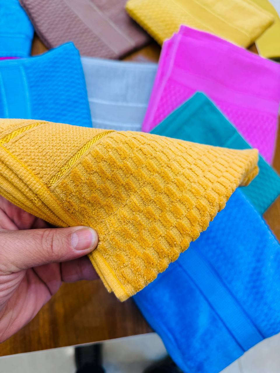 على بركة الله 
جديد شركه سما خيوط الحرير 
 مناشف وخاوليات فاخره  
منشف هندي قطني درجه اولى 
قياس  المنشف 67x137  
خاولي هندي قطني فاخر  
قياس الخاولي 50x90


**إذا كنت صاحب هذا الإعلان وتريد حذفه لأي سبب، رجاءا أرسل رسالة إلى الدعم الفني**