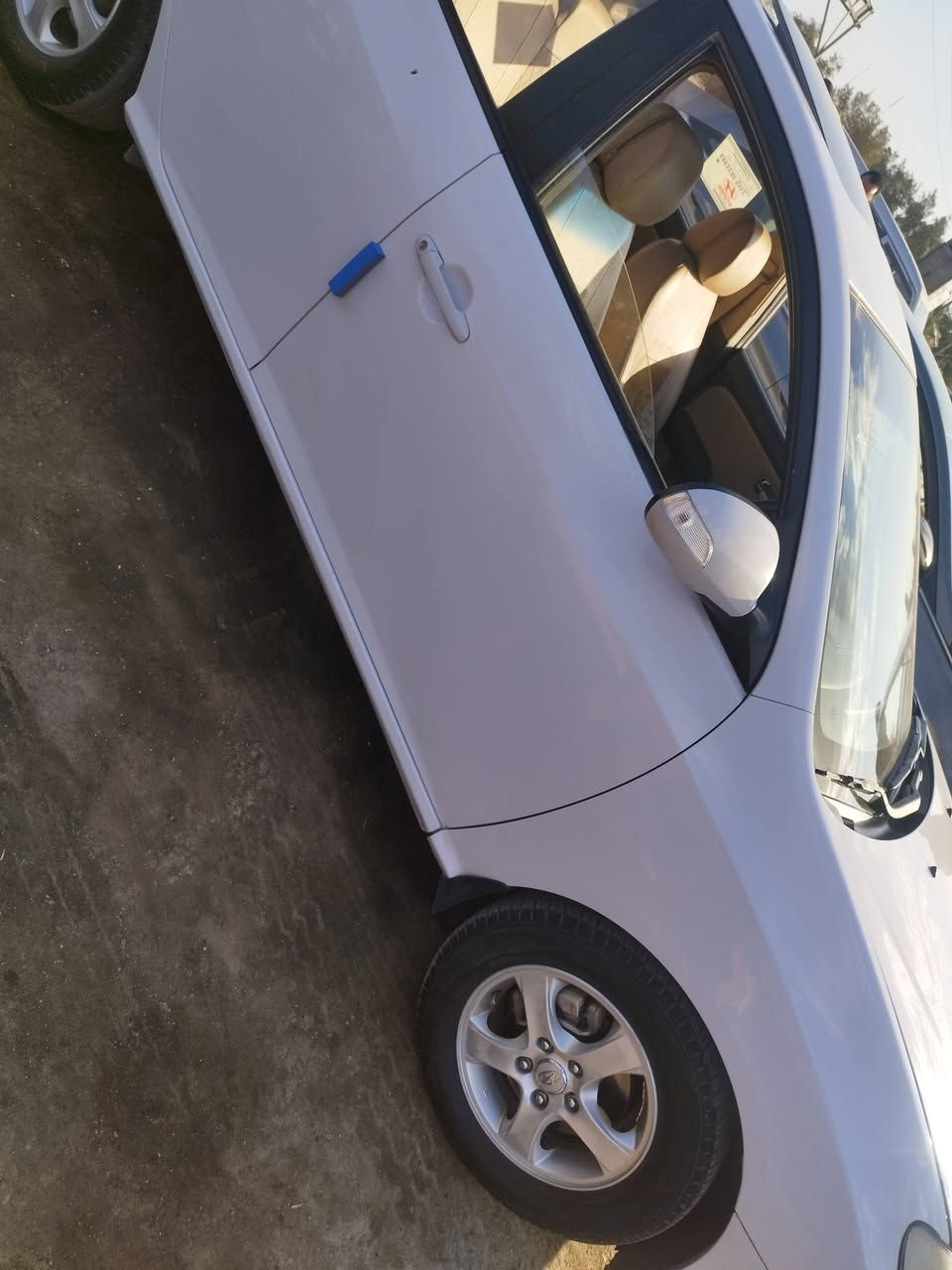 النتره خليجي كفاله  حت دعاميات شركه فول مواصفات مكينه وكير مكفول  سياره ماشيه140حقيقي  موديل11رقم بابل مشروع وطني بسمي 
مواصفات 
فتحه سقف
5ويل كب
اشاير بلمري
حساس خلفي
شاشه اي باد +كامره خلفي
سبير مامفتوح بلاديه شركه سياره
ارضيه جلد غرفتها جديده كلشي شغال بيها
سياره بيها بارد  خشم لبنيد شبر فوك لايت فقط  لباب لوره صدر  بنص بي طخه  تكحيل فقط *********** مكان سياره كربلاءسعر118
