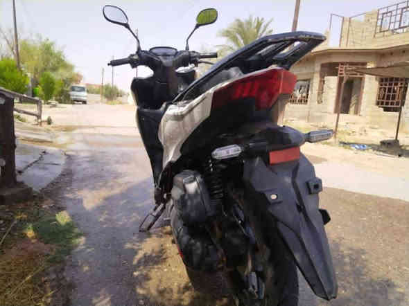 دراجه كليك للبيع  نضيفه كلش  الدراجه  شغاله من كلشي 
   الصور تحجي كلشي 
  400  و بيهة مجال بسيط حگ الجيه 
 خالص - هبهب  
*********** 
موجود خاص
  المو شراي لا يتعبني رجائا 
 لا تكسر بحلال غيرك
