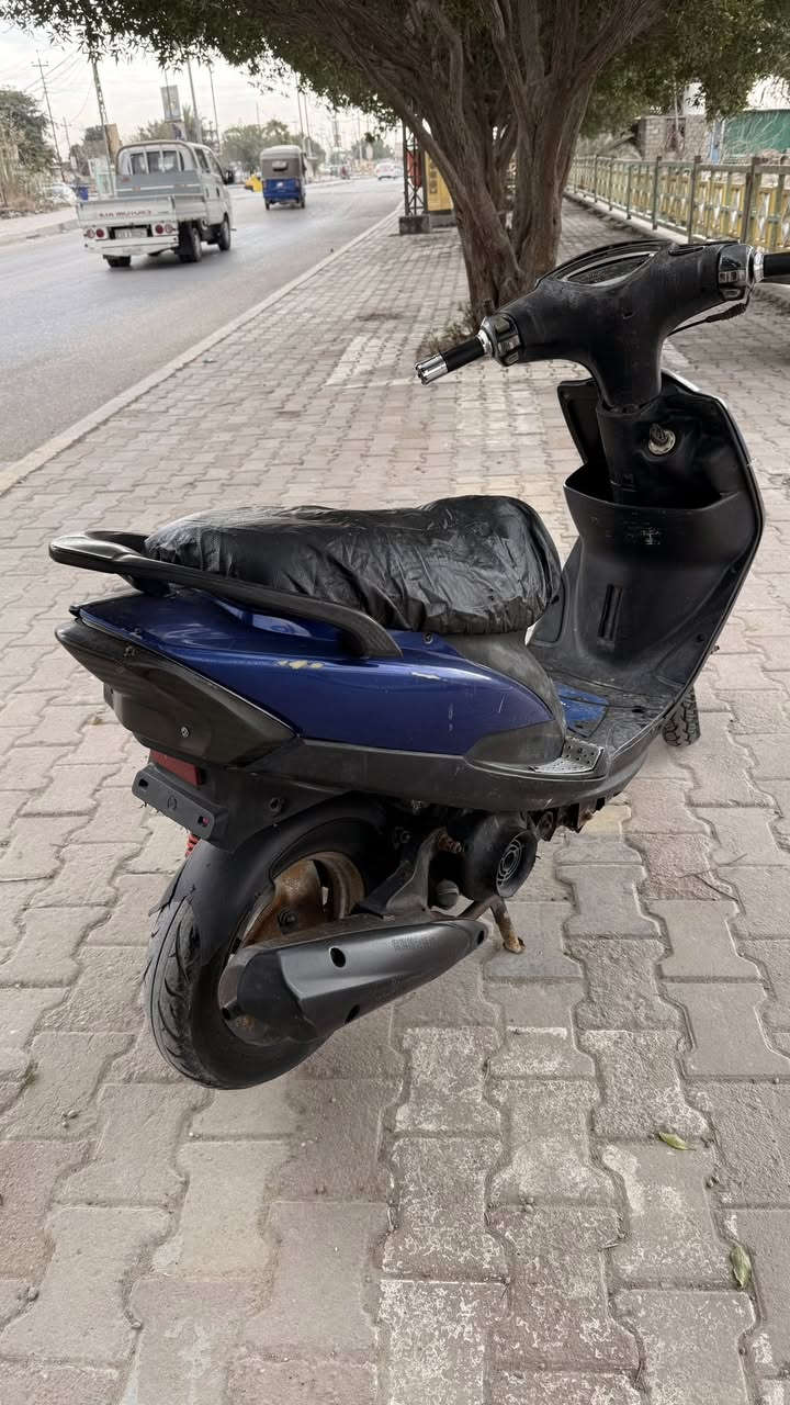 ماكس عدلة بوشة 49
الدراجة نظيفة مفتوحة مرة وحده الدراجة سوادات كلها ختم واحد ضفيرتها بلاد شغال كلشي بيها نقوصات بسيطة والاكسل مالها بي صوت ونه الدراجة شلعتها حلوة ومشيها حلو سعر 425 وبيها مجال للشراي 
العنوان بصرة تنومة 
***********
