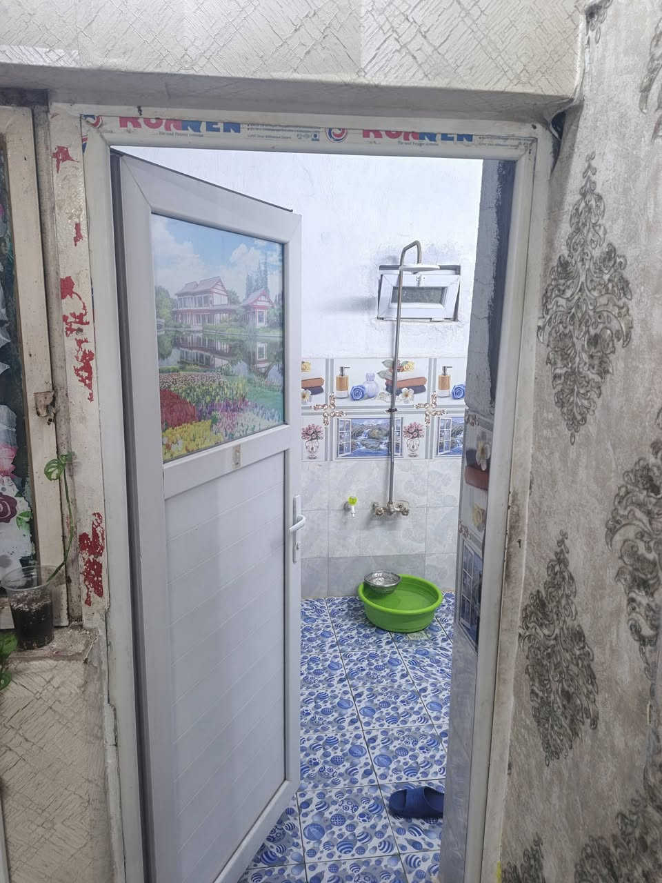 السلام عليكم دار للبيع المساحة ٣٥٠ متر واجهة ١١ نزال ٣٢ صافي تبليط ماء كهرباء سحب وطني العنوان هورجب العدوانية قرب النائبة زيتون صنف الأرض طابو زراعي سند ٢٥ إقرار قاضي والأرض مامشتريهة من أحد هية بسمنة ابن عن جد للاستفسار الاتصال عله الرقم ***********
