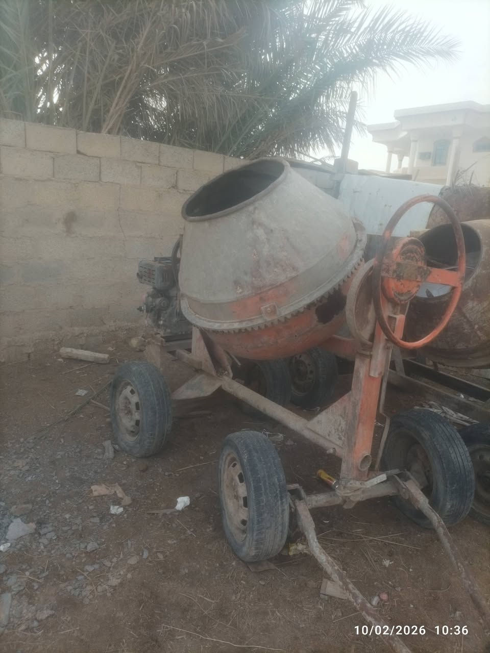 خباطه إيطالي شغال سعر 860 وبيها مجال
رقمي ***********
