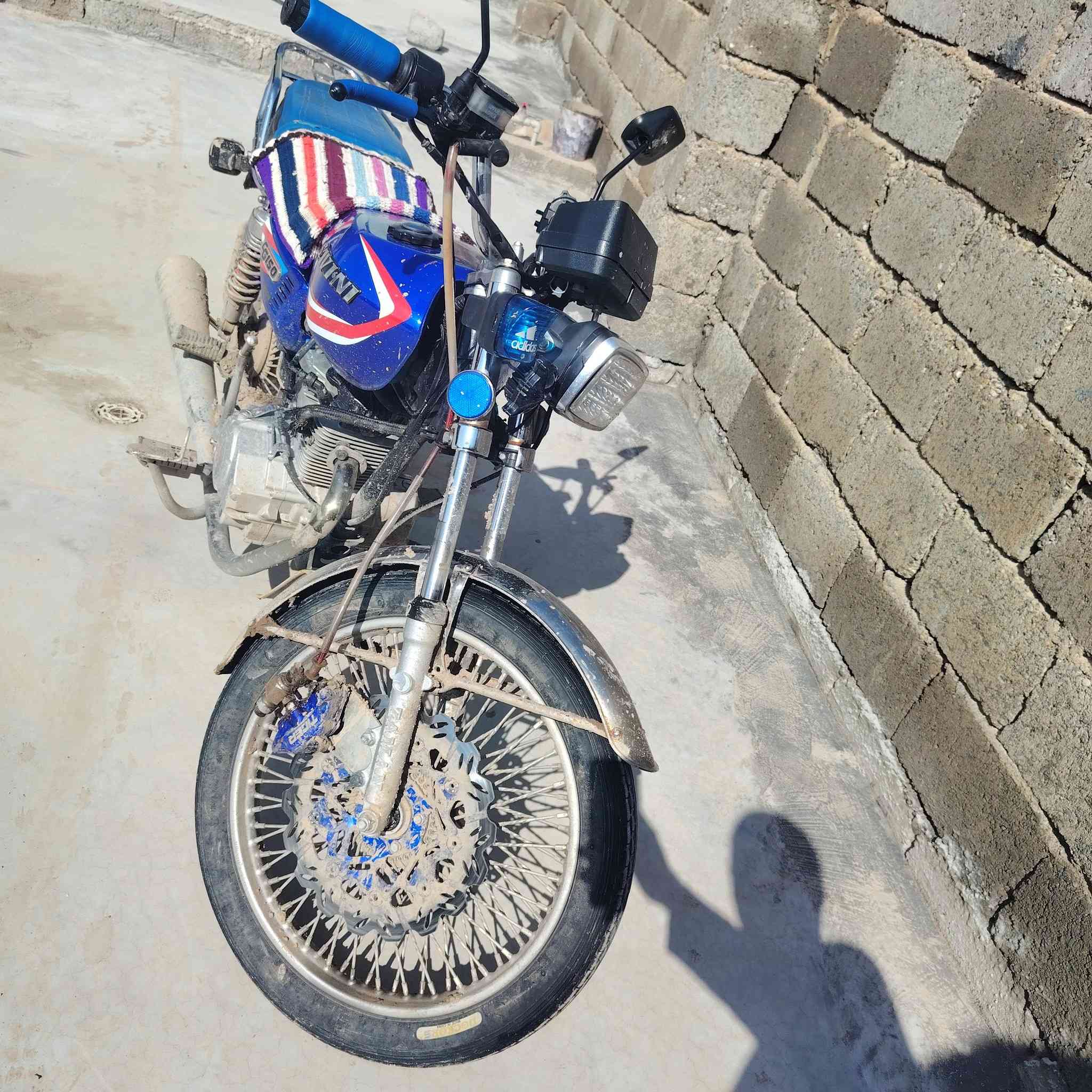 السلام عليكم
سيفان ٢٥ كلو شرط مراوس بتايكر ٢٠ وزن ثقيل ابو الدرع شعندك نزل والرزق على الله تحياتي للجميع رقم الهاتف *********** الخاص مفتوح
