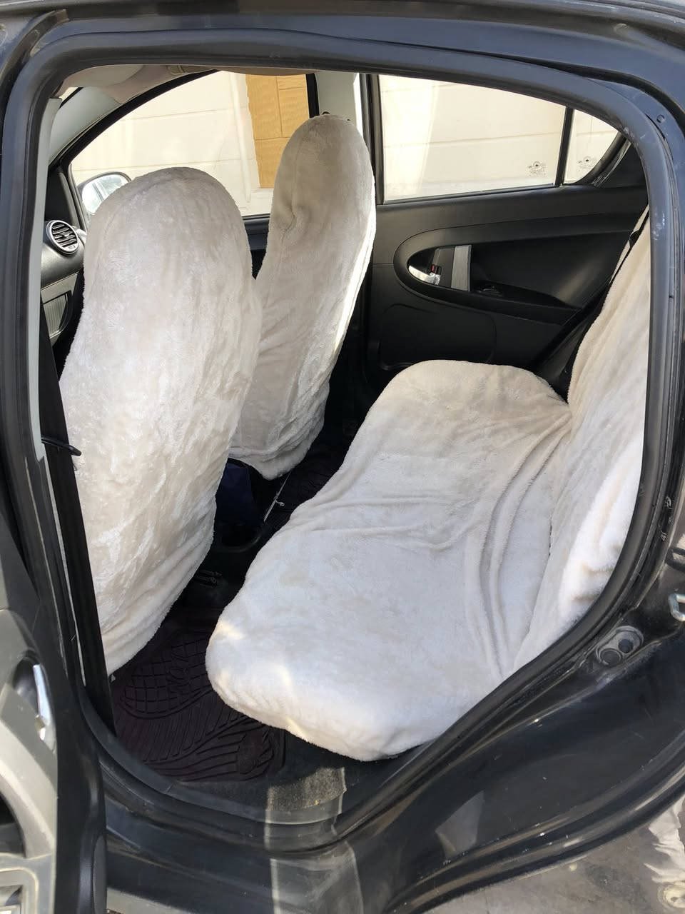 سلام عليكم 
سياره جيلي للبيع موديل 2013 نضيف كلش رقم سليمانيه جديد تريد تحويل او وكاله سياره جاهزه
سعره 55 بي مجال للطيبين
***********
