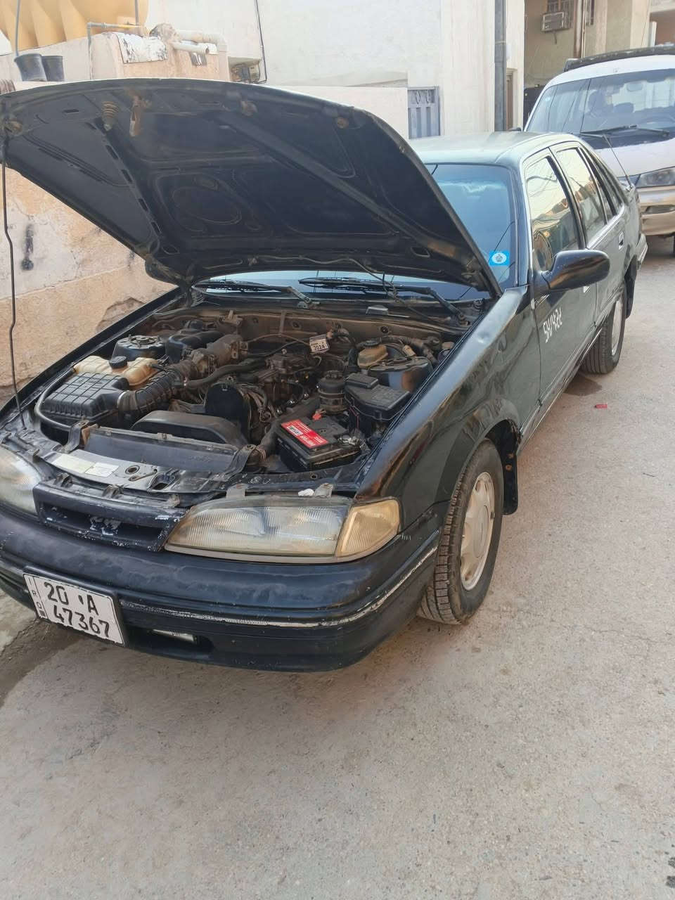 اسلام عليكم..برنس للبيع موديل ٩٥ بلادية قطره صبغ مابيه تخم تاير جديد بادري صدر كير محرك كله جديد خير من الله 
.نضيفة جدآ جدآ
تدفئة تبريد ماتخلي عليه دينار.تشغل وتروح  السيارة رقم ديالى.بسمي.. السعر ٣٥ وهذا رقمي ***********
