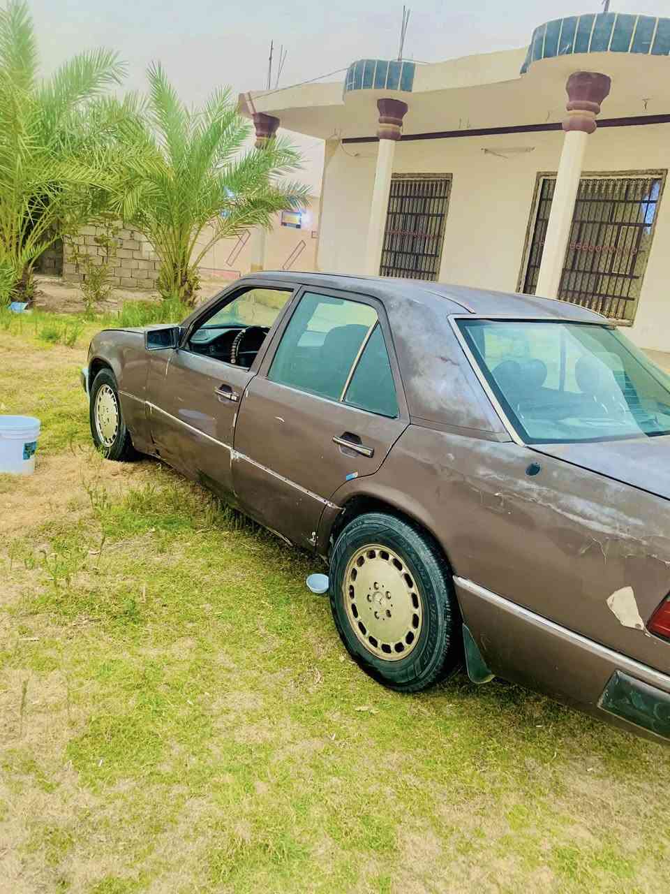 مارسدس دب موديل 92

مكينه كير راس الثور مكفوله 
حداديه مكفوله 
كله جاهزه
السعر 35 وبيه مجال
***********
