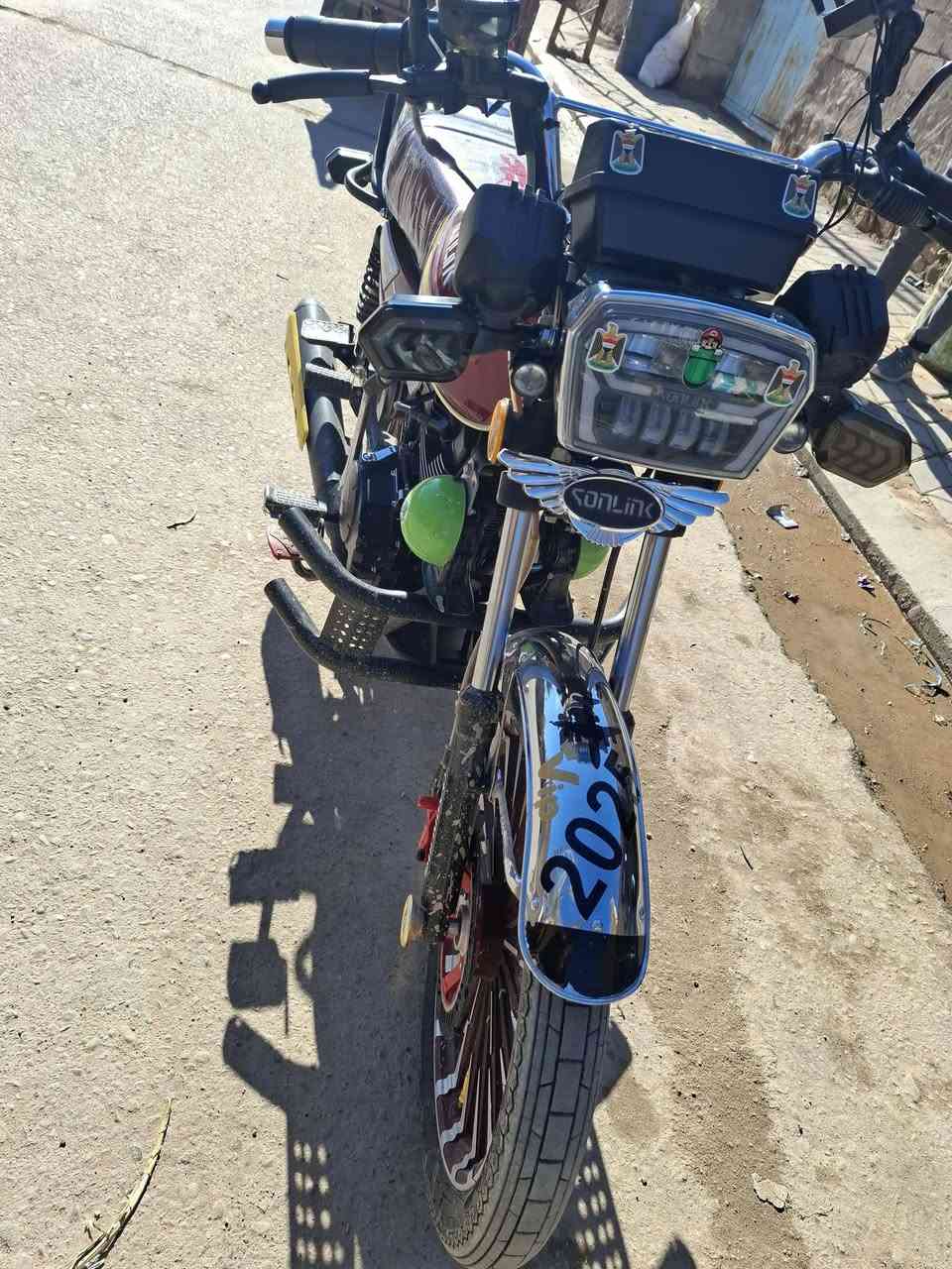 للبيع فقط
سولنك 24 شكل ل 25 موطور الف متحط علي نضافته شوفت عينكم سعره 875 وبي مجال بسيط ***********-***********
