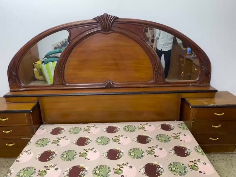 سرير نفرين صاج عراقي
العنوان بغداد الشعب حي البساتين


**إذا كنت صاحب هذا الإعلان وتريد حذفه لأي سبب، رجاءا أرسل رسالة إلى الدعم الفني**