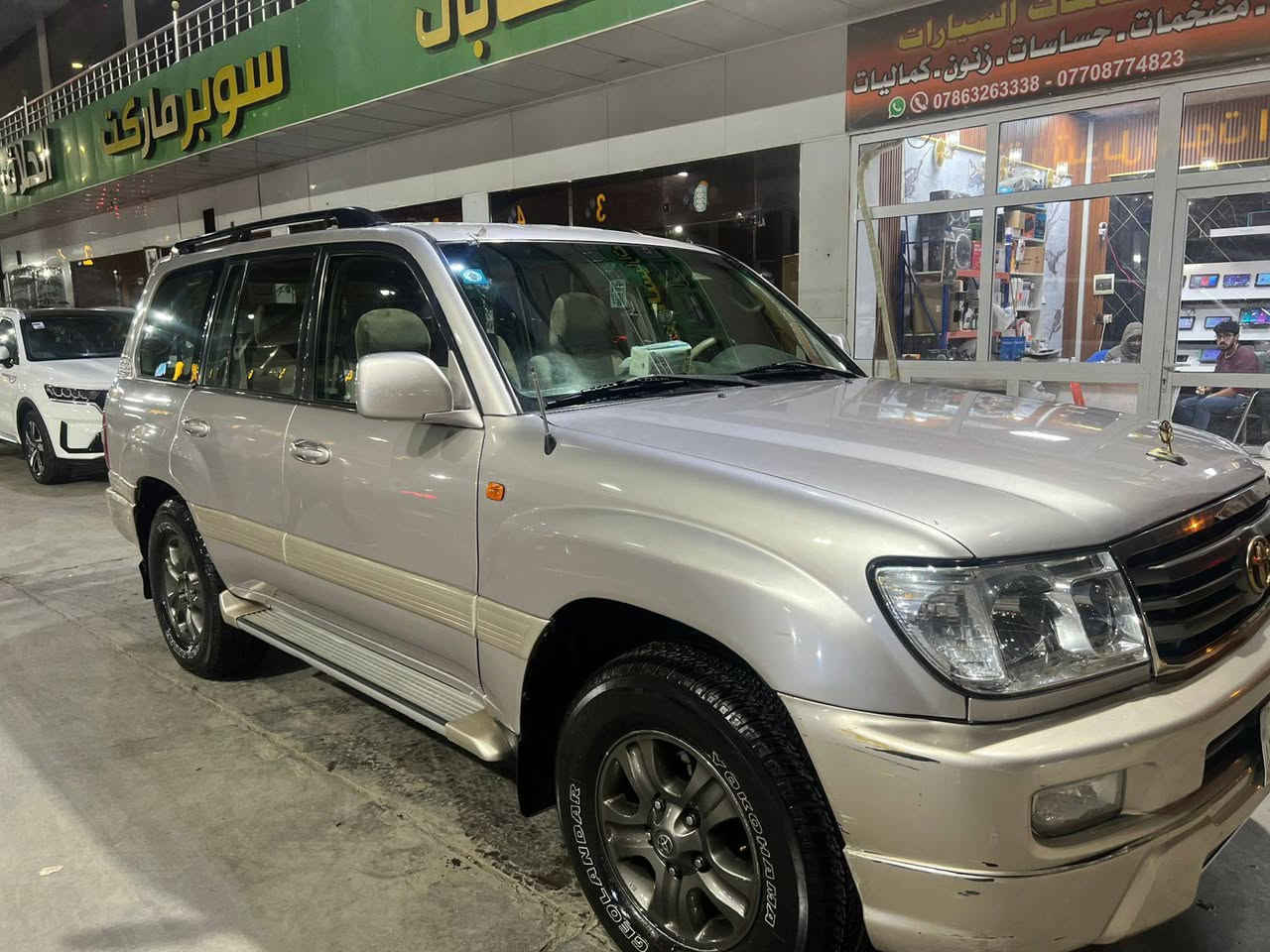 السلام عليكم
مستعجل بالبيع لاجراء عملية زرع الكلى للوالد كفاكم الله شر المرض 
لاندكروز ٢٠٠٤ محدث ٢٠٠٧ فول اعلى مواصفات 
محرك ٤٥٠٠ ستة سلندر العدل المرغوب 
رقم مشروع وطني باسمي تحويل ثاني يوم 
صبغ حزام بسبب الشريط الطابع 
كير مكفول ومحرك مفتوح 
سلايدروف 
حساسات 
شاشة وكامرا 
صدر كامل بدلته ع ايدي قبل ٤ اشهر يعني نظافته ٩٠٪
تدفئة تبريد ثلاث مقاعد 
منظومة صالنصة كاملة بدلتها جديدة 
تاير تخم يوكاهاما ياباني من تاير مول قبل ٣ اشهر تقريبا 
سيارة طلعت بيها دول ومحافظات سيارة اعتمادية وهيبة 

سلبياتها 
تحتاج بولش وتنظيف غرفة وبعض الترتيبات 
تحتاج منظومة غاز حتى تنسى موضوع الصرف٠٠٠

يشهد الله صارت علية بشدتين لان جناي وغراض كلها اصلية من شارع ٦ محل البركة بس العجز الكلوي وعملية زرع الكلى للوالد خلال هالايام خلتني اعرضها مستعجل ٠٠

سعرها ١٤٥ وبيها مجال حق الجية واللة يكفيكم شر المرض والقدر واسف للاطالة 
رقمي واتساب ***********
