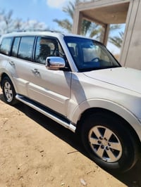 باجيرو ٢٠٠٨ • ٣٥٠٠ • ٤×٤