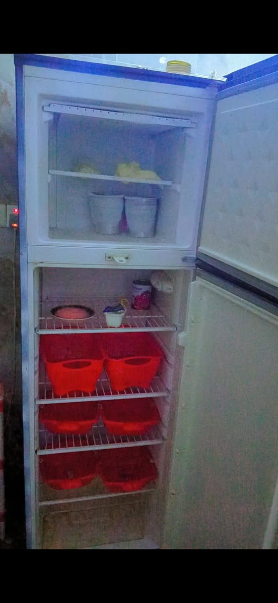 مجموعه اغراض بيت 
كاونتر 3قطع 125
طباخ ب60
ثلاجه 100قفل 
مبرده ام تكت العام ماخذيها 250
شارع بيت غضيب


**إذا كنت صاحب هذا الإعلان وتريد حذفه لأي سبب، رجاءا أرسل رسالة إلى الدعم الفني**