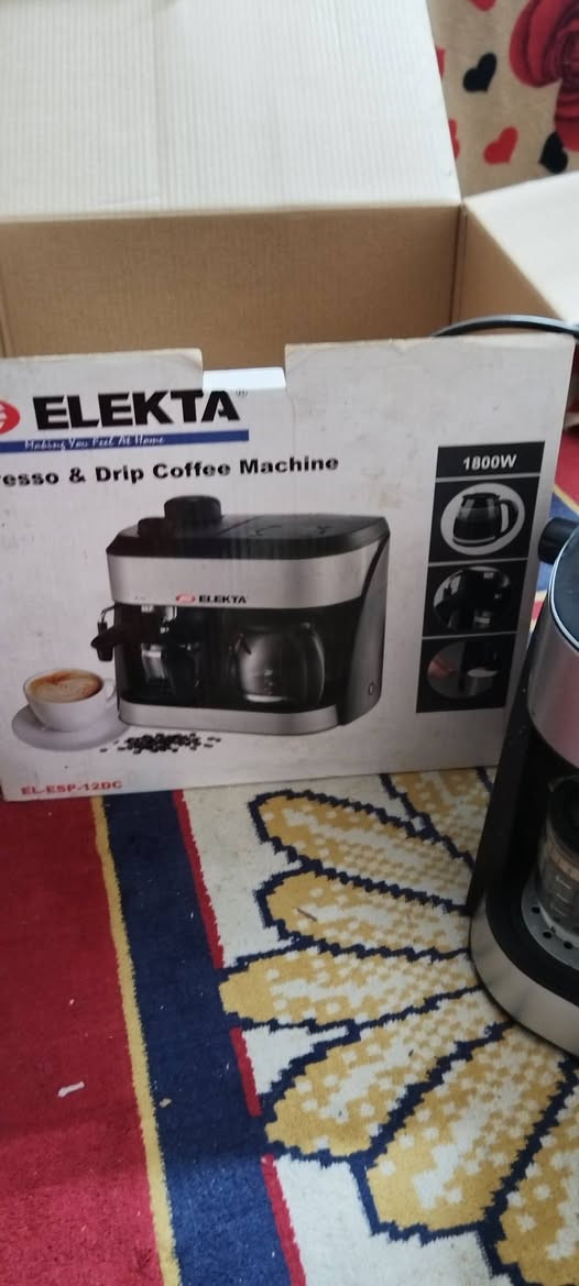 "اصنع قهوتك المفضلة بكل سهولة مع جهاز صنع الإسبريسو والقهوة العادية! ☕️*
- صنع الإسبريسو والقهوة العادية
- سهل الاستخدام والتنظيف
- تصميم أنيق ومدمج
- بسعر مناسب!
احصل عليه الآن وابدأ يومك بقوة!"


**إذا كنت صاحب هذا الإعلان وتريد حذفه لأي سبب، رجاءا أرسل رسالة إلى الدعم الفني**