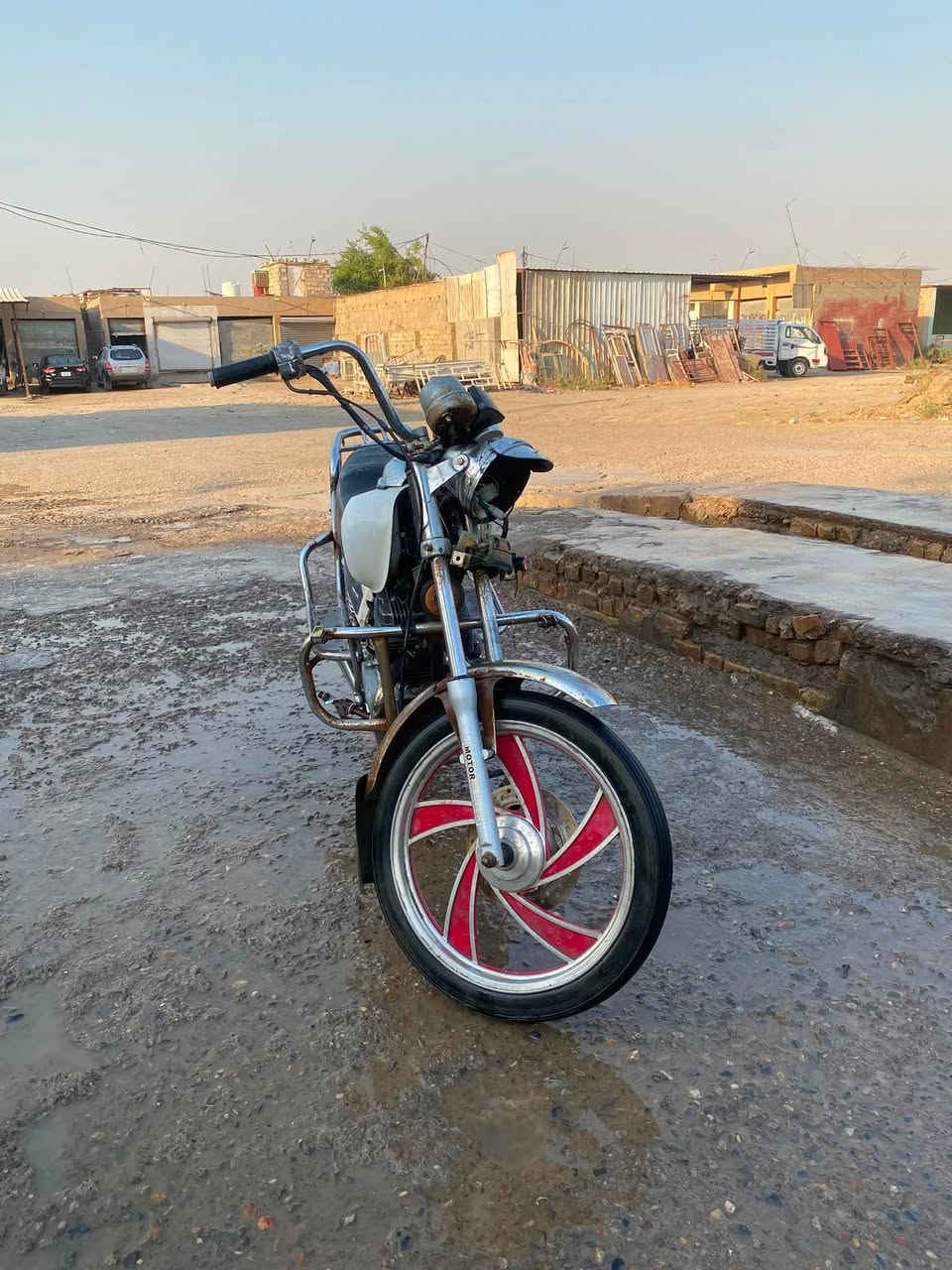 دراجه جني معوزه بس مازدات إماميه وخلفيه
تايرات جدد المحرك ما ممدود عليه صبانه أوراق كامله اصوليه السعر 200 بيها مجال


**إذا كنت صاحب هذا الإعلان وتريد حذفه لأي سبب، رجاءا أرسل رسالة إلى الدعم الفني**