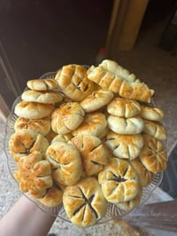 متوفر بيع مباشر يجيكم اليوم 🫶🏻❤ كيلو كليجه ب7 كيلوين ب12 بيع مباشر  كب...