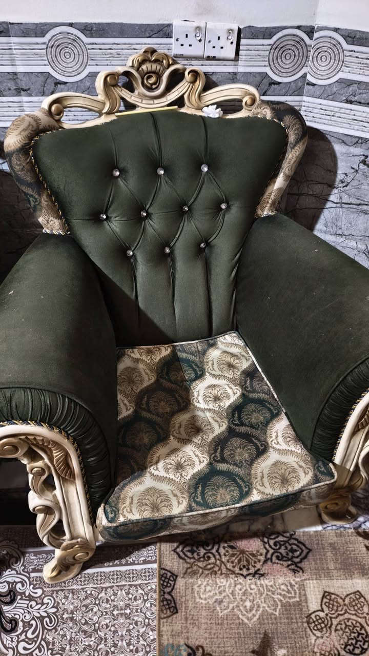 من رخصة الادمن
سلام عليكم تخم قنفات ملكي 10مقاعد نضافة %80 حلو يخبل ايي كسر ما بي العنوان حي الوفاء سعره 450 إستفسار ***********
