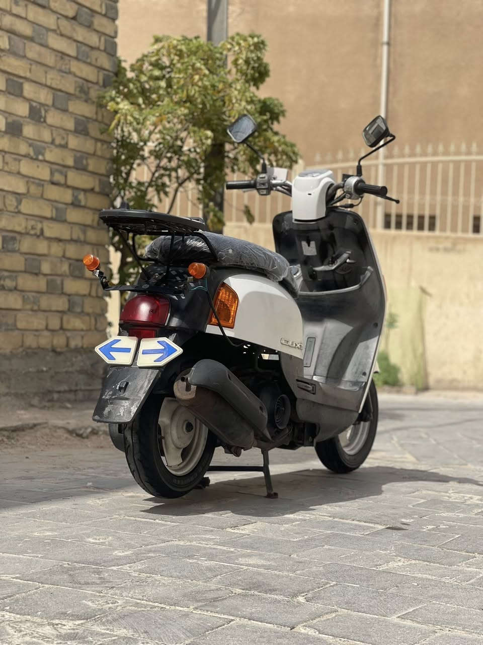 السلام عليكم ماكس بوليس للبيع راجه نضيفه بمعنه الكلمه تجي وشوف ابعينك او جديده مصارله اهواي طالعه من الرمبه الستفسار ***********

