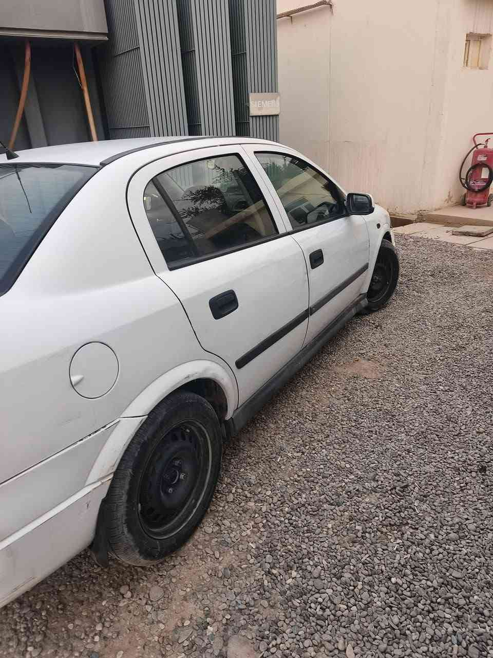🚗 للبيع: أوبل أسترا موديل 2000 🚗
مكلف بالنشر
السعر 40 وبيها مجال 
​المواصفات:

​المحرك: محرك كَصة (تم شده قبل شهر فقط) ⚙️

​القير والمحرك: بشرط الفحص والجاهزية التامة 💯

​الرقم: أربيل (شرط التحويل) 📝

​السيارة جاهزة للبيع ومكلف بالنشر.

​📞 للتواصل والاستفسار: ***********
