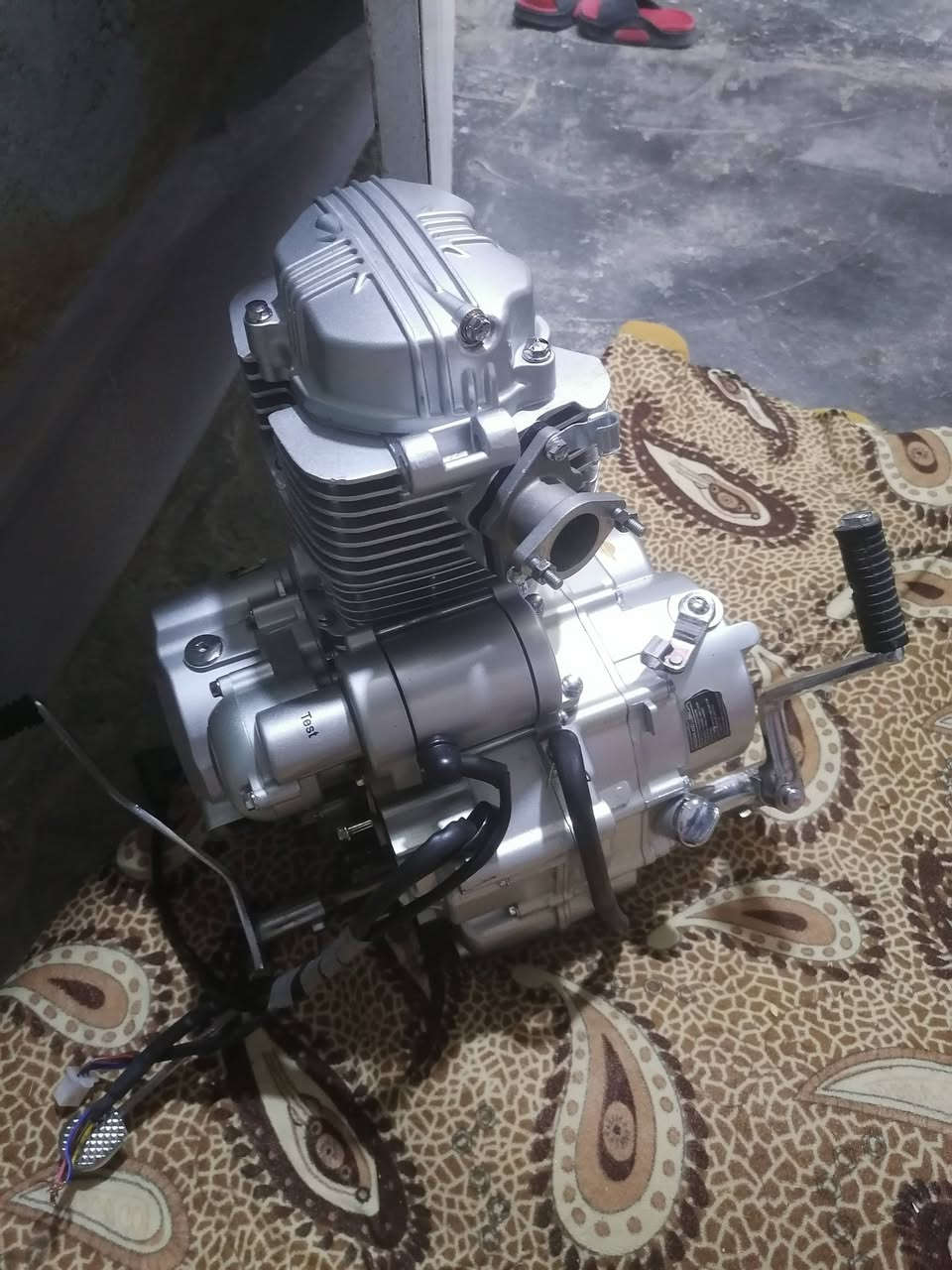 محرك للبيع والله شغلته بس عل سحك جبته اول البارحه ***********
