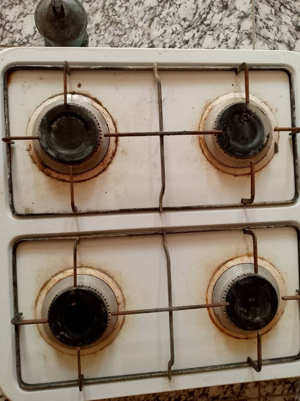 غراض زايدة عن الحاجة الكاويات ب20الف والطباخ 25 الغراض كاملة وعلى الفحص الغراض مال بيت
مكاني بغداد الدورة شارع الصحة شارع الزيتون 
***********
