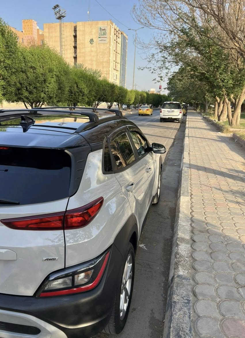 هيونداي كونا 2022 🚘
🔹 المواصفات:
• محرك 2000 سي سي دوش / 4 سلندر
• ناقل حركة أوتوماتيكي
• نظام دفع رباعي (AWD)
• ماشيـة فقط 28 ألف مايل
• تشغيل بصمة + نظام دخول ذكي
• شاشة وسطية تعمل باللمس
• داخلية مخمل أنيقة
• تصميم بلونين (Two Color)
• راكات / حمالات بلدّي
• حساسات أمامية وخلفية
• كاميرا خلفية
• نظام مانع للانزلاق
• مثبت سرعة
• دفلوك
• أنماط قيادة (Drive Mode)
• رادار أمامي
• نظام النقطة العمياء (Blind Spot Monitor)
• إضاءة LED نهارية
سياره جديده بمعناه الكلمه 
سعر 137 وبيه مجال 
مكاني كربلاء 
***********
***********
