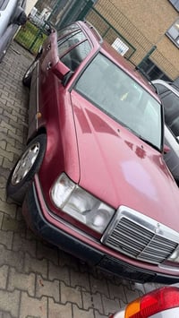 حاوي 11 سيارة  07706583050