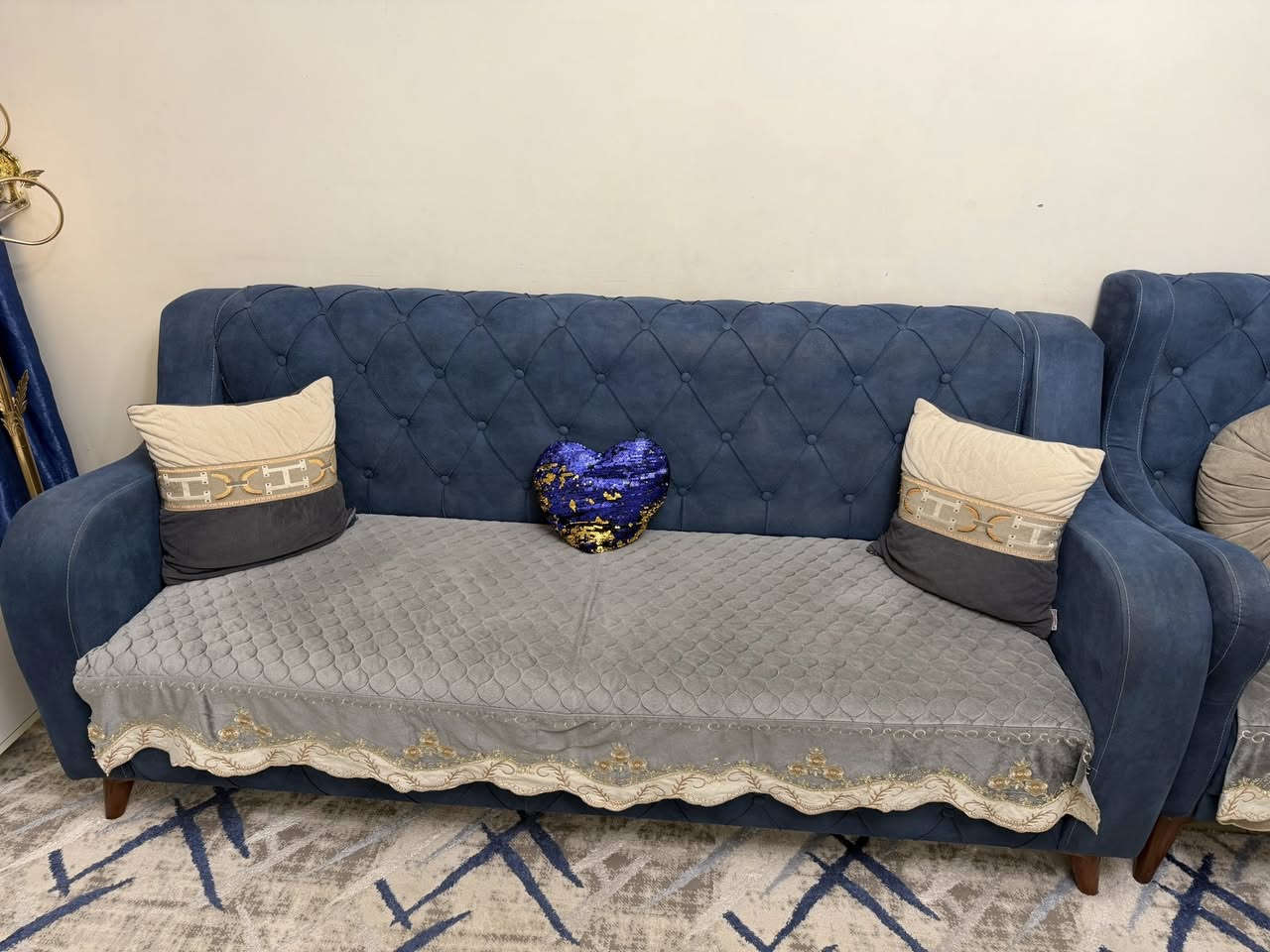 مرحباً..عندي تخم تركي نضيف جداً هوا وبرداته وكوشاته و3مفارش تخم كل واحد موديل يختلف وتيبلام وميز البلازما وطبلات سعر 550


**إذا كنت صاحب هذا الإعلان وتريد حذفه لأي سبب، رجاءا أرسل رسالة إلى الدعم الفني**