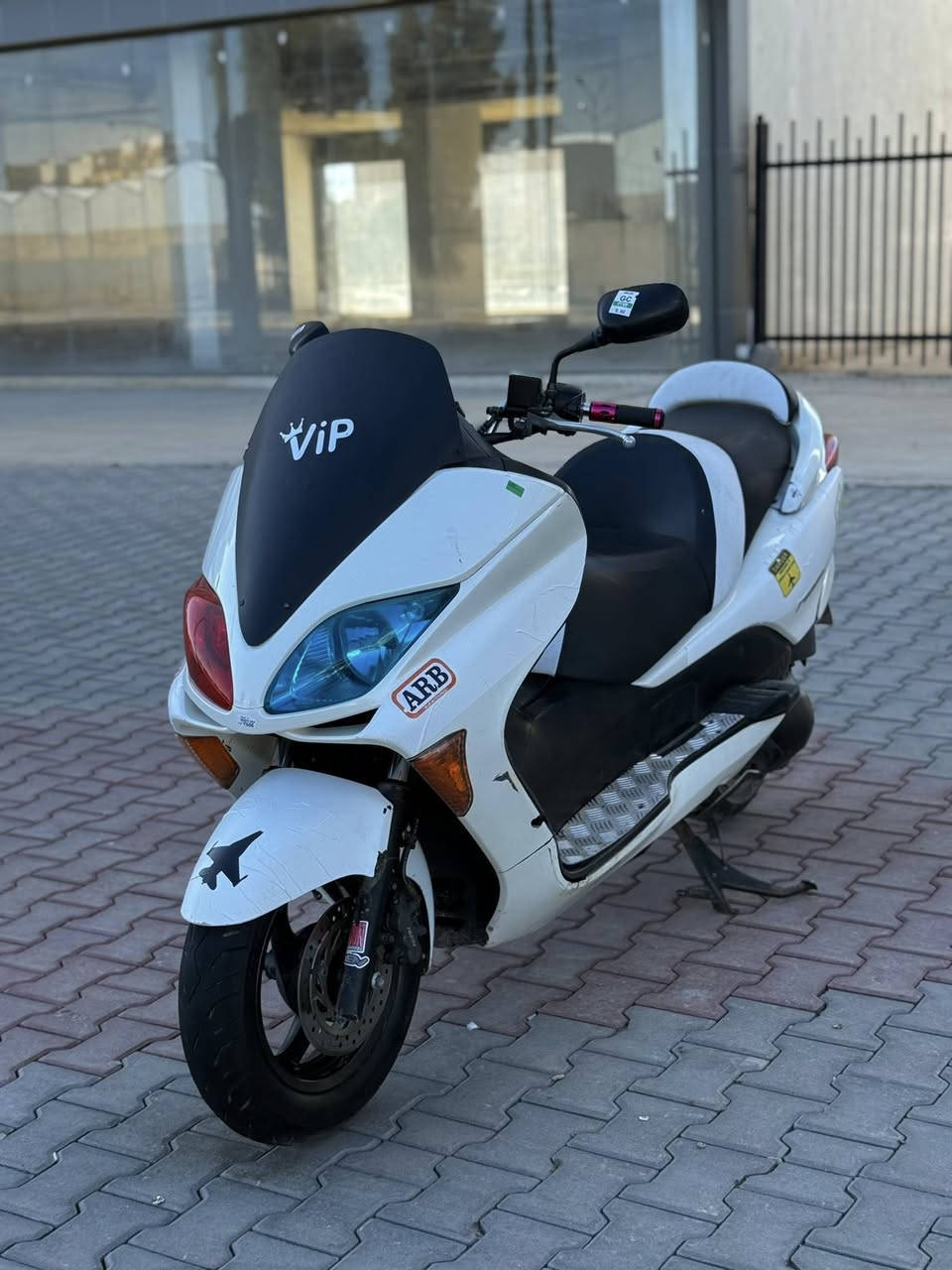 للبيع فورزا 08 لوك لوك كامل
محرك بيلادي بشرط فحس  
 جويتر كلجات كله بشرط لوك كهربائيات كامل بلاد ومملعوب بي شلعه معدله فول مال جناي 
سعره 800 وبي مجال او مراوس حسب قناعه 
 
مكاني كركوك  (( *********** ))
