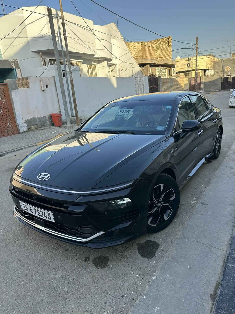 السلام عليكم للبيع هونداي سوناتا موديل 2025 ماشيه4الف اخت زيرو محرك2500 فول عده بنراما رقم قادسيه شهداء وكاله من مالك باقي اله سنه ونص واصير حره السعر 175 وبيه مجال حادث أمريكا بنيد فقط بدون داخل ايرباك دركه فقط والباقي كفاله عامه مكان السياره الديوانية ***********
