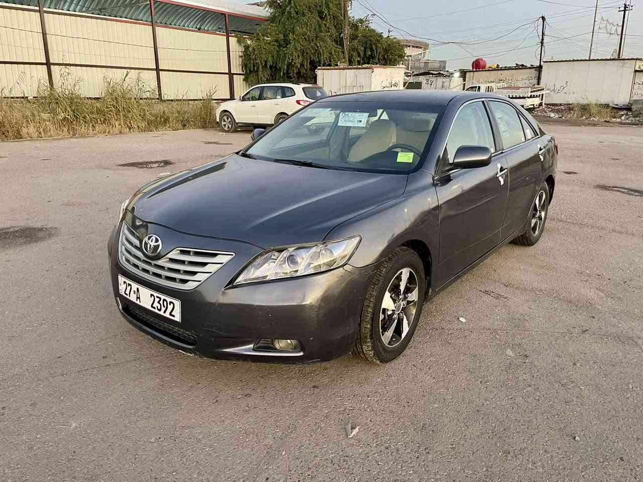 السلام عليكم كامري 2009 وارد امريكي حادثها جاملغ بدون اي دواخل وبيها صبغ حزام اثر جراد كير ومكينه لاصرف ولا بخار صدر تايرات تبريد كله جديد السياره جاهزه من كلشي مكانها بغداد السعر 72 وبيها مجال ***********
