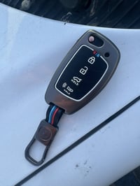 بيجو  بارص      2012                      سنوية 30 ومصفره رقم وهزه جدد...