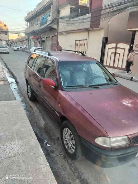 اخوان سياره استرا استيشن
لون ماروني موديل 1997وارد خليجي

رقم نينوى مسطره دولي 

تدفئة. تبريد 

جامات امامي ومري كهربائيّ 

محرك حجم 16 نوزل 

گير ومحرك شرط 

التبريد بي ليك بالراديتر الداخلي 

كابون بانزين ورقي 
السعر 51وبي مجال 

***********

***********

ما متواجد عالفيس 

تحياتي للجميع
