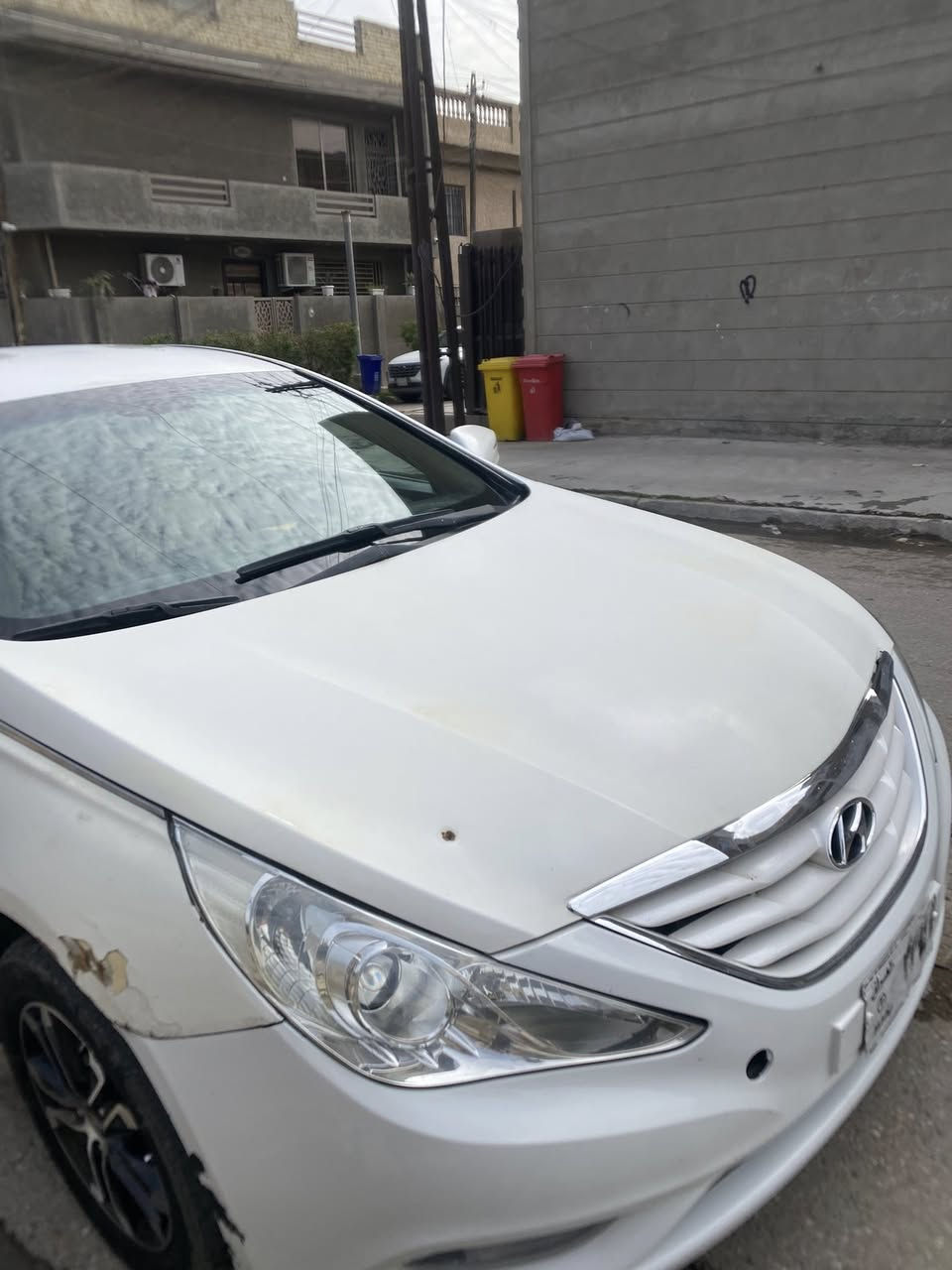 السلام عليكم
سوناتا 2011 خليجي 
محرك 2000 دوش
ادامه كامله للبانزين 
تخم تاير 
صدر امامي خلفي جديد
تبريد شغال 
دوشمه جديده 
شاشه كامره
بيهه نواقص بسيطه
مكاني بغداد(حي الجامعه)
السعر 88
***********
