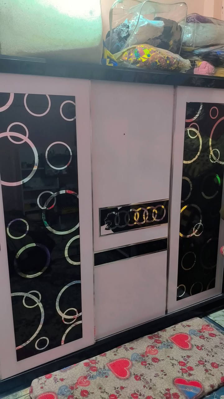 كانتير عدد 3سلايت ايطالي وليسه ماليزي رايدهن كله 400لف نضاف مابيهن نقص


**إذا كنت صاحب هذا الإعلان وتريد حذفه لأي سبب، رجاءا أرسل رسالة إلى الدعم الفني**