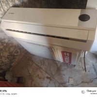 سبلت فرش البيع طن ونص جديد غاز ٢٢ ب ٢٠٠ وبيه مجال 07821832280