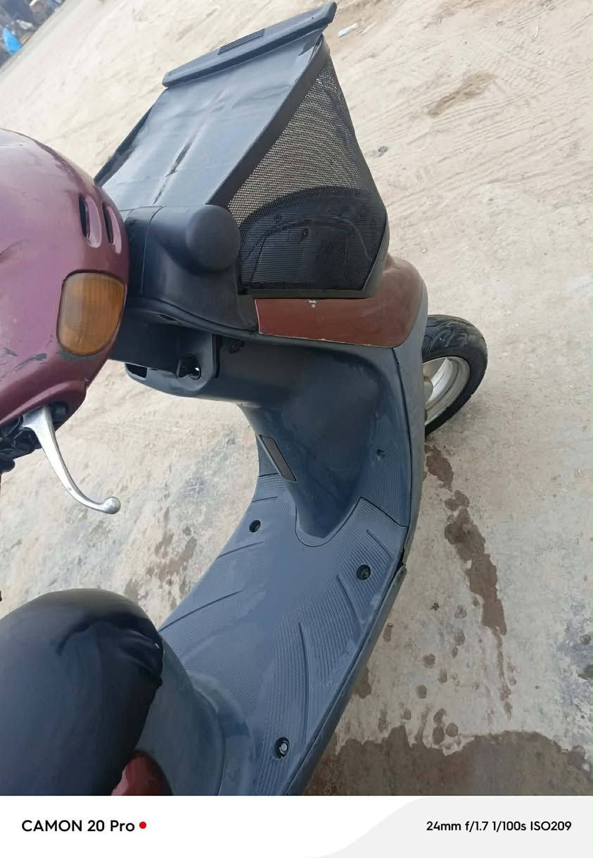 السلام عليكم حبايب للبيع ام منغولي ام السله سلف هندر كهربايات كله شغله مكينه خرسه شلعه معدل فول دراجه كل بلاديه للبيع    السعر.  300
الشراي يتصل ***********.
