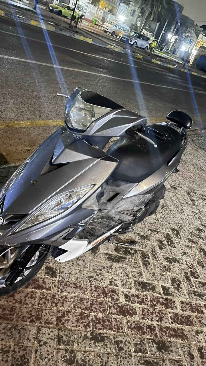 سلام عليكم دراجه جي تي ار دراجه نضيفه بس بيهة مراوح مال جويتر مكينه ما مفتوحه لا نضوح لا تبخير السعر 950وبيهة مجال بسيط العنوان بغداد مدينه لصدر لستفسار ‭٠٧٧٦ ٥٦٤ ٧٨٨٤‬
